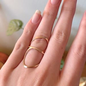 Mimi & Lu Boutique Gold Wire Long Oval Twist Statement Ring Size 5